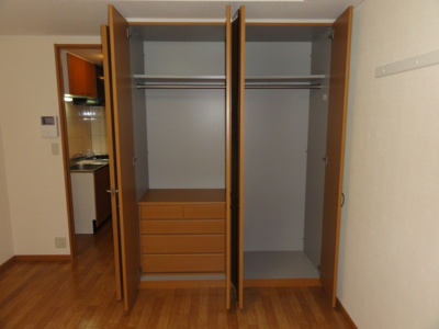 【収納】 | ストリームハイツ・ユアサ | 引き出し付収納