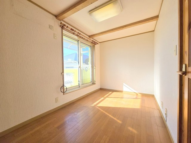 あきる野市伊奈　リフォーム住宅の洋室|2025年11月撮影　リフォーム前写真