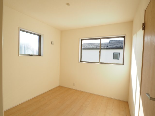 【洋室】 | Livele Garden.S　笹谷塗谷地　2号棟