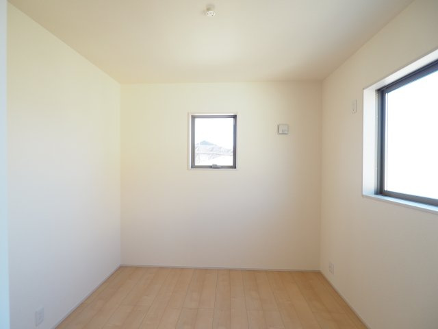 【洋室】 | Livele Garden.S　笹谷塗谷地　2号棟