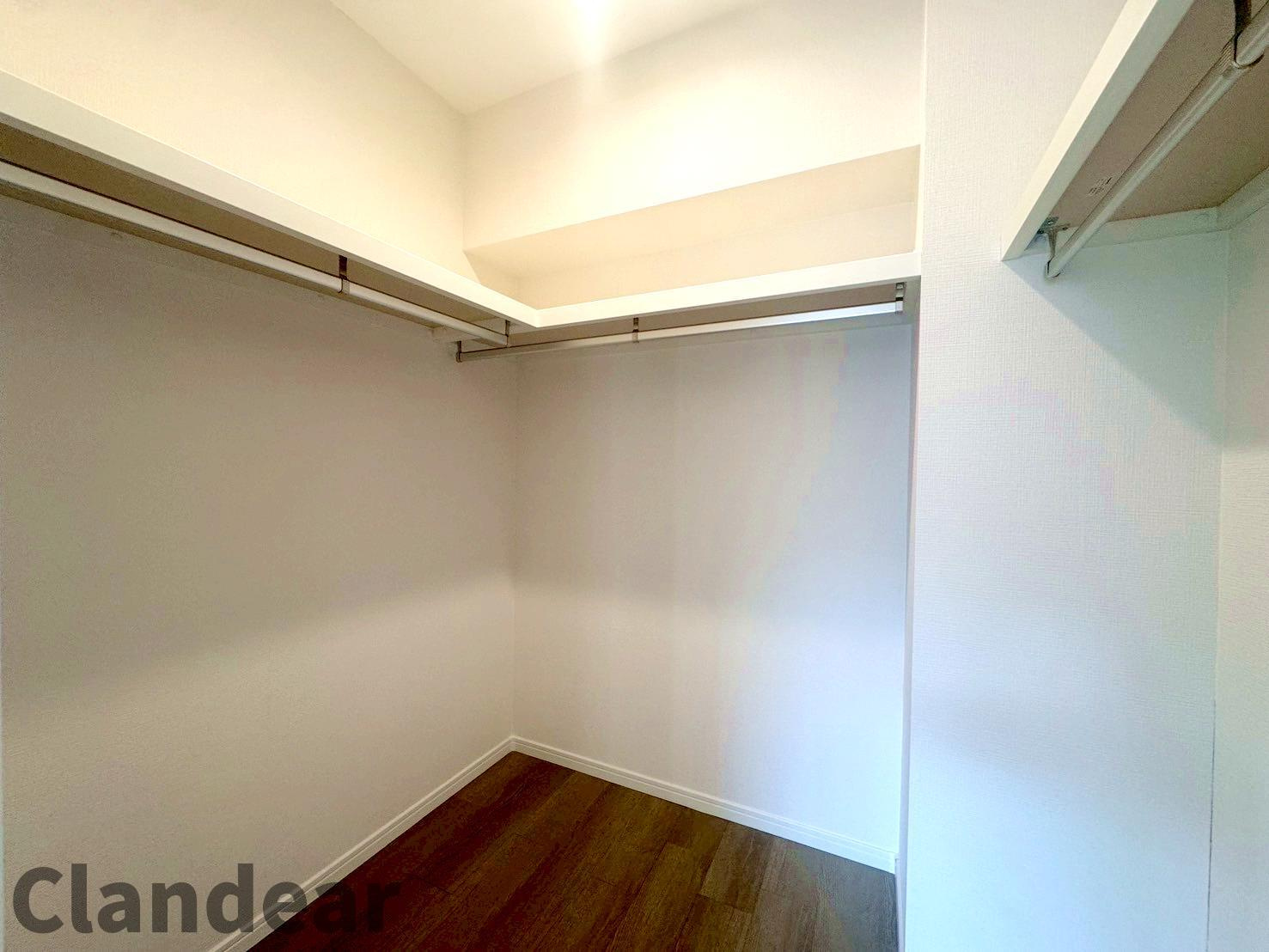 ボナハイツ中川1号棟の収納|ドキドキの新生活も、安心してスタート。ぴったりの住まいを見つけませんか？クランディアが一緒に住まい選びをサポートします‼　まずは、お気軽にお問合せください　＃クランディア