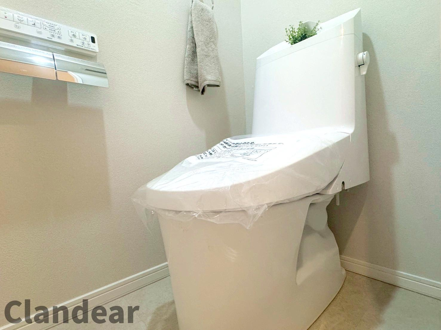 ボナハイツ中川1号棟のトイレ|ドキドキの新生活も、安心してスタート。ぴったりの住まいを見つけませんか？クランディアが一緒に住まい選びをサポートします‼　まずは、お気軽にお問合せください　＃クランディア