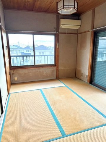 【中古戸建】前橋市下細井町の和室|■2階和室｜和室でしか味わえない畳ならではの香りや素材で和のやすらぎを感じてください♪休日はお子様とお昼寝するのにも最適です！