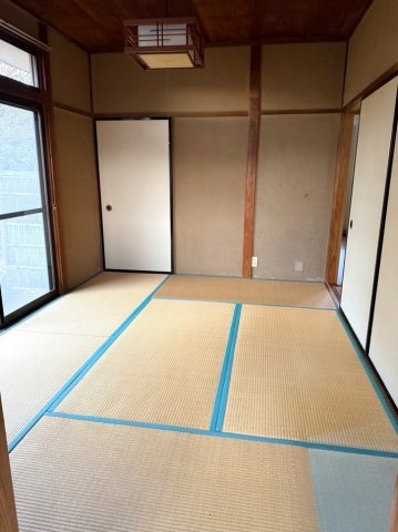 【中古戸建】前橋市下細井町の和室|■2階和室｜和室があると、まるで旅館に泊まりに来たような空間ができて心が安らぎます。