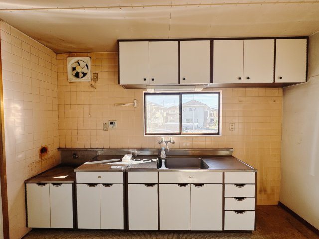 【中古戸建】前橋市下細井町のキッチン|■キッチン｜キッチンは広く、たっぷりな収納をご用意しております＾＾