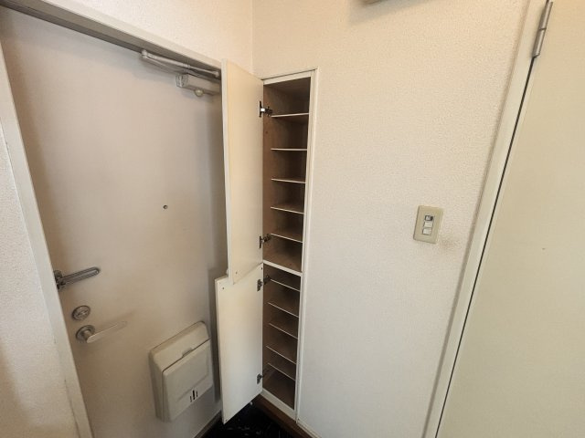 ラムールイワヤの玄関