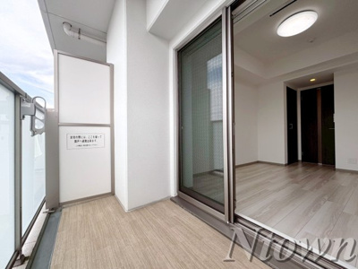 【バルコニー】 | エステムコート名古屋千種グレイス | 暖かな日差しのふりそそぐバルコニー