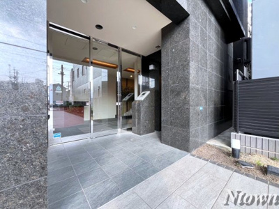 【エントランス】 | エステムコート名古屋千種グレイス | 落ち着いたエントランスです