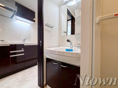 【独立洗面台】 | エステムコート名古屋千種グレイス | 独立洗面化粧台が付いています