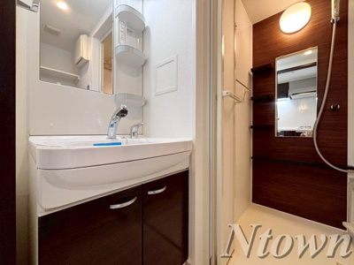 【洗面所】 | エステムコート名古屋千種グレイス | ゆったりとスペースのある洗面所