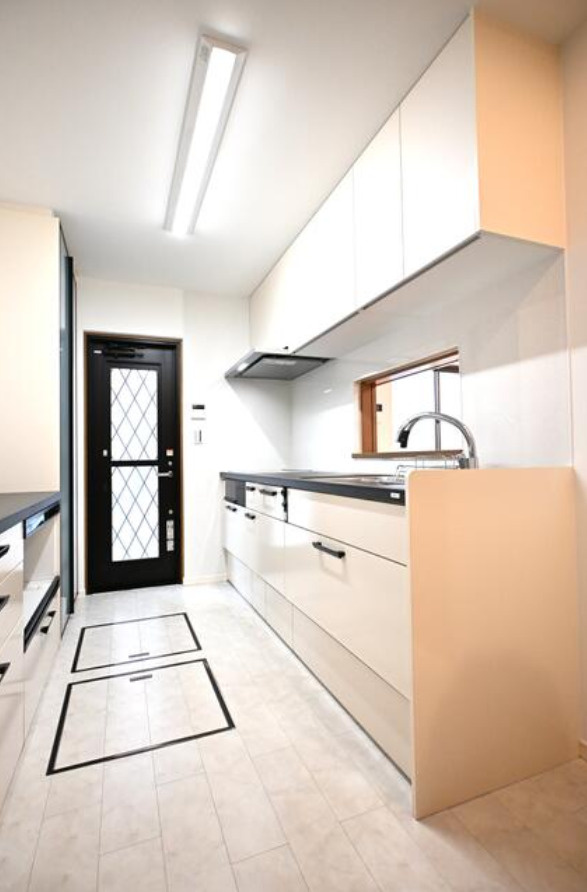 横浜市青葉区若草台 中古戸建て【仲介手数料無料】カースペース2台のその他