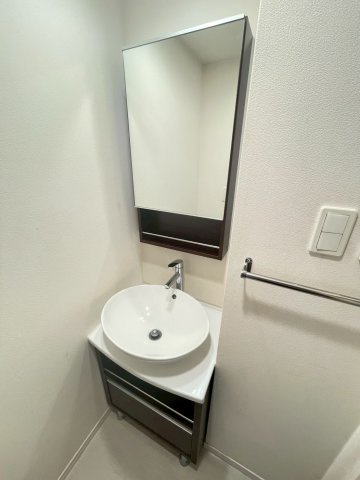 【独立洗面台】