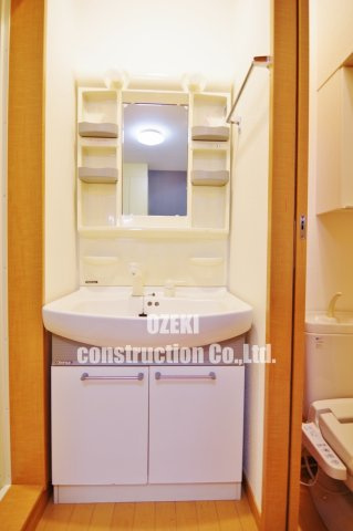 SANGI-IIIの独立洗面台