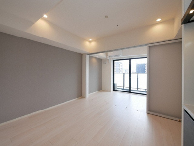 【居間・リビング】 | シーズンフラッツ阿波座 | 使いやすい洋室です