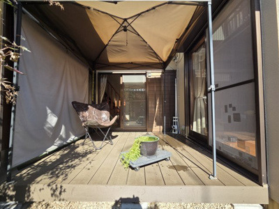 【その他】 | 瀬谷区本郷2丁目売地【瀬谷駅北口徒歩18分敷地面積約55坪の整形地物件/建築条件なし/古家あり】 | 本物件ウッドデッキ部分。陽当たり面をご参考ください。