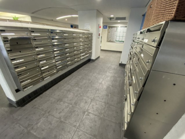 土佐堀ビューハイツのその他共用部分|◆ダイヤルタイプの集合ポストは個人情報の盗難やいたずら防止の面でも安心です♪
