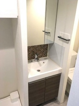 【独立洗面台】 | アジールコート東高円寺 | 嬉しい独立洗面台付き。