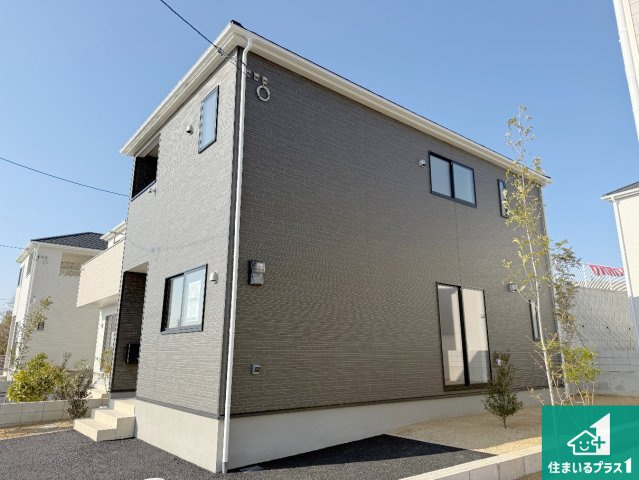 岸和田市門前町　第2期　新築一戸建ての外観|周辺は落ち着いた街並みの住宅地！子育てがしやすい住環境です！まだ未完成ですが、現地でしかわからない事もございます。是非一度ご覧ください。