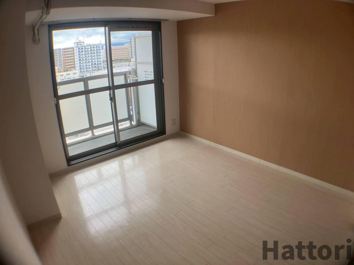 Gramercy Juso-higashi 2ndの居間・リビング