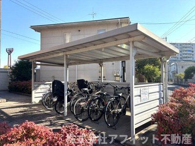 【その他共用部分】 | カナール | 屋根付駐輪場