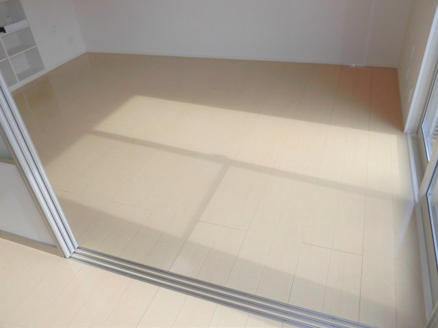 ペジーブル大垣の洋室