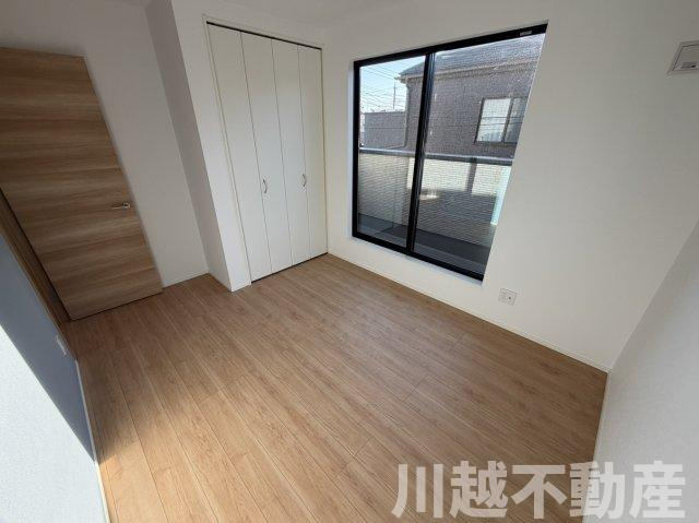 カースペース2台分　上福岡駅徒歩17分の洋室|こちらにお電話ください0120-665-772