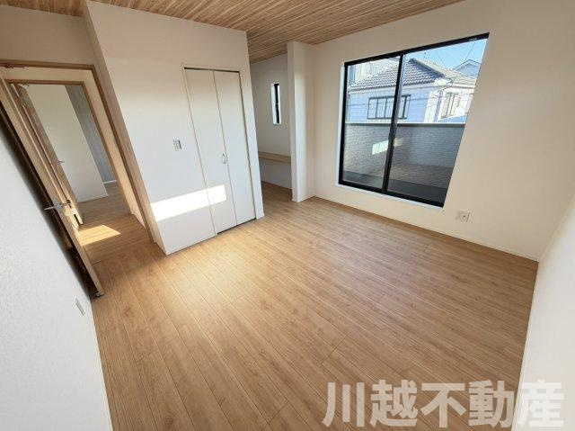 カースペース2台分　上福岡駅徒歩17分の洋室|お住み替え相談も得意です