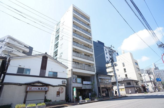 【外観】 | サンシャルム万代