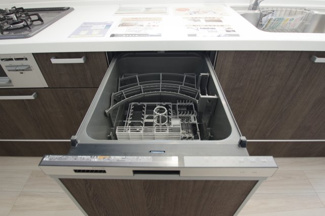 【前面道路含む現地写真】 | 【仲介手数料無料！！】日野市西平山5丁目　新築戸建て（全2棟）2号棟　4199万円