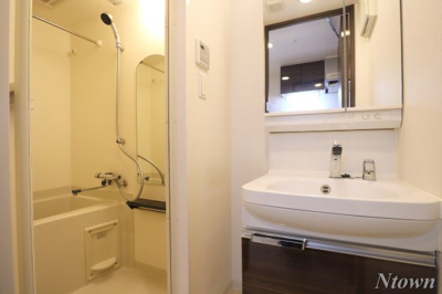 【洗面所】 | プレサンス大須観音駅前 | スペースが確保できる洗面所です