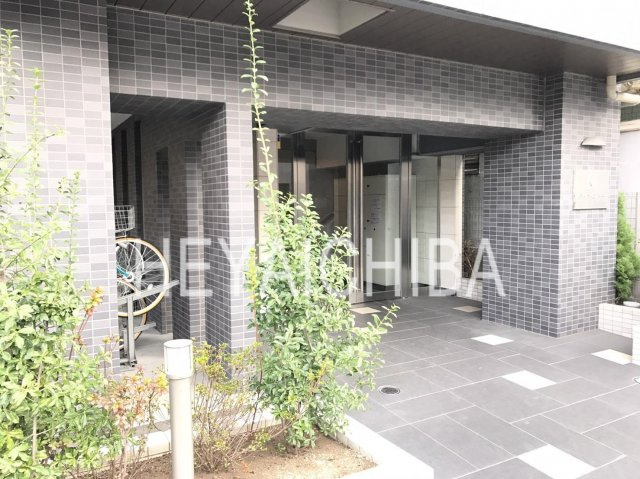 ライジングプレイス浅草EASTのエントランス