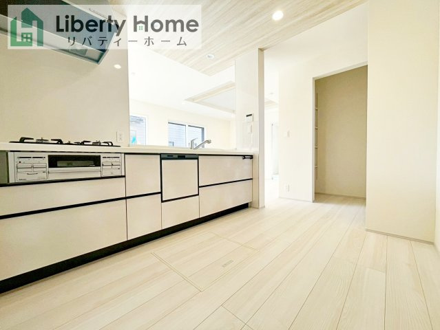 龍ケ崎市姫宮町　新築戸建のエントランス