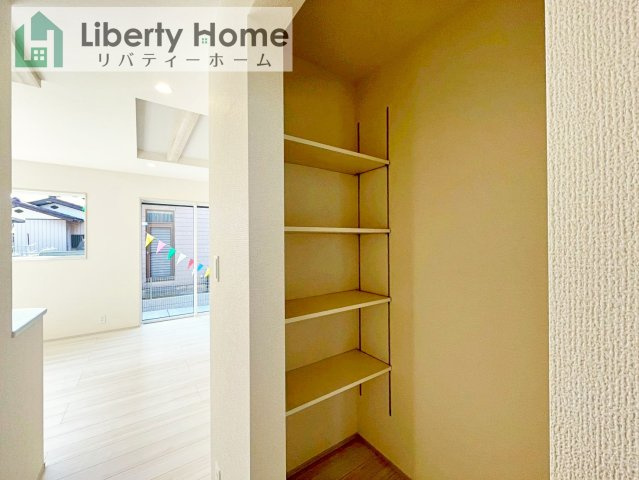 龍ケ崎市姫宮町　新築戸建の前面道路含む現地写真