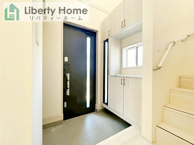 龍ケ崎市姫宮町　新築戸建の前面道路含む現地写真