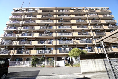 【外観】 | 【上質リノベ】ペルル中山南 | 現地（2025年11月15日13：00頃）撮影