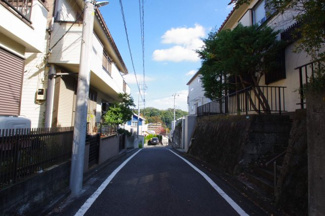 【前面道路含む現地写真】 | 【仲介手数料無料！！】多摩市諏訪1丁目　建築条件無し売地　4070万円