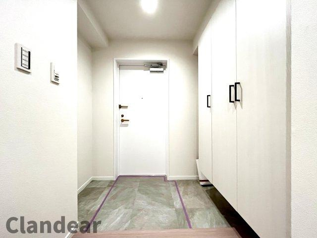 ライオンズマンション東向島第2の玄関|ドキドキの新生活も、安心してスタート。ぴったりの住まいを見つけませんか？クランディアが一緒に住まい選びをサポートします‼　まずは、お気軽にお問合せください　＃クランディア