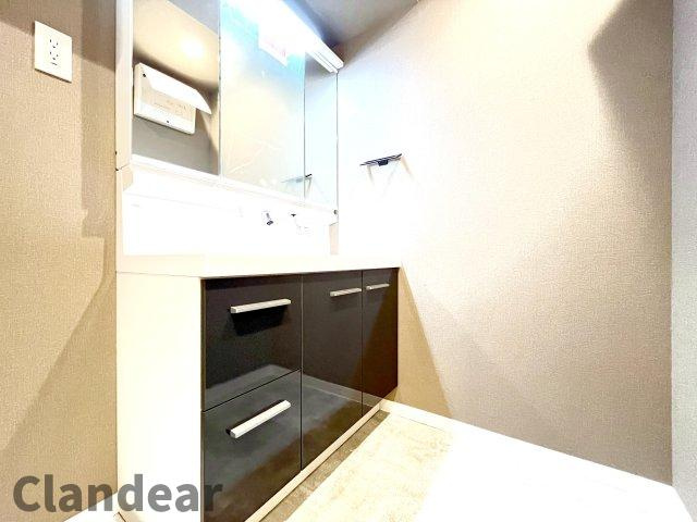 ライオンズマンション東向島第2の独立洗面台|ドキドキの新生活も、安心してスタート。ぴったりの住まいを見つけませんか？クランディアが一緒に住まい選びをサポートします‼　まずは、お気軽にお問合せください　＃クランディア