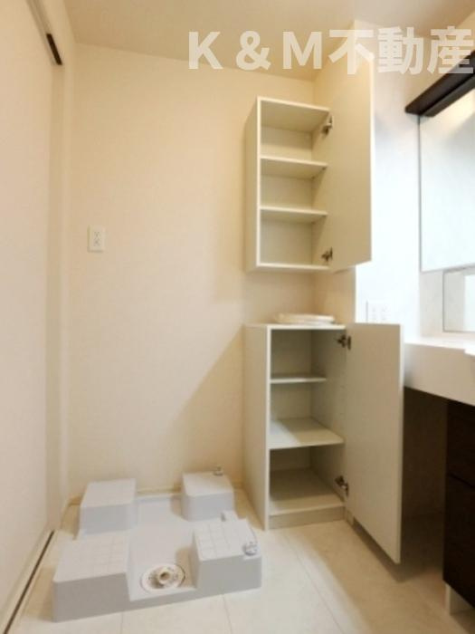 レーヴマニフィック南柏の洗面所|ゆったりとスペースのある洗面所