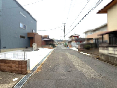 【前面道路含む現地写真】 | 日立市東大沼町2丁目　中古戸建