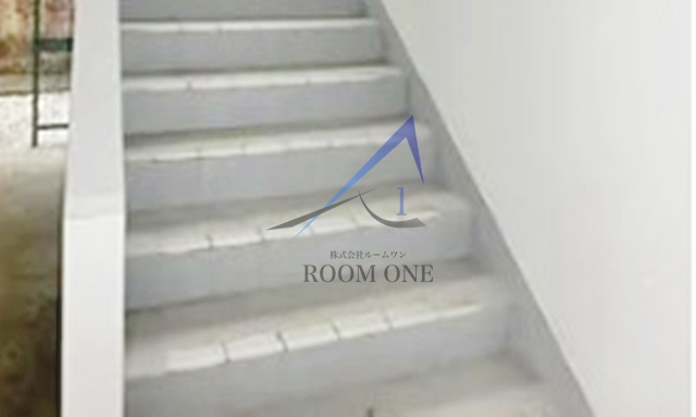 田端公園アパートメンツのその他共用部分|共用階段です。