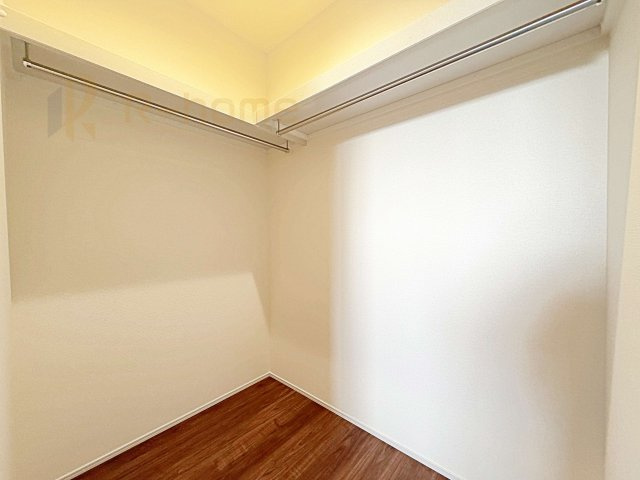 第1常総市相野谷町　新築戸建て　3号棟の収納|人気のウォークインクローゼット！アウター類はもちろん、季節ものや寝具も収納できます！
