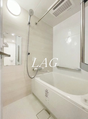 【浴室】 | ＣＲＥＡＬｐｒｅｍｉｅｒ目黒 | お風呂です。