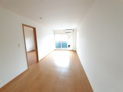 【居間・リビング】 | シェル・リヴィエールＢ | 居室・リビング