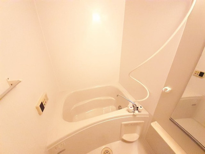 【浴室】 | シェル・リヴィエールＢ | バス