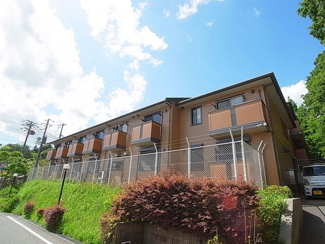 ＨＩＴＯＭＩ　ＤＯＲＭＩＴＯＲＹの外観|オートロック付きのハイツが募集中です