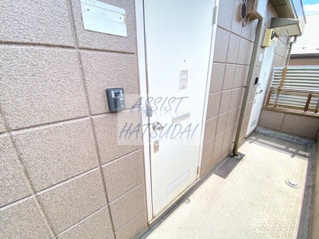 アーバンS’ｓ（アーバンエスズ）の玄関