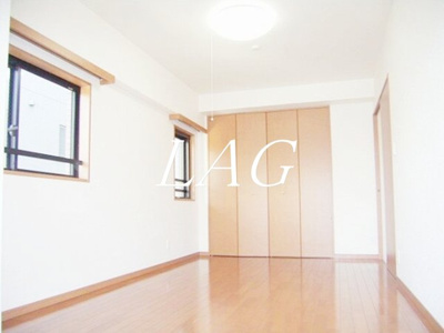 【居間・リビング】 | トーシンフェニックス日本橋兜町弐番館 | 洋室のお部屋です。