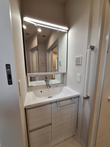 (シニア限定)ヘーベルVillage春日の洗面所