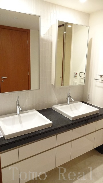 麻布第一マンションズの洗面所